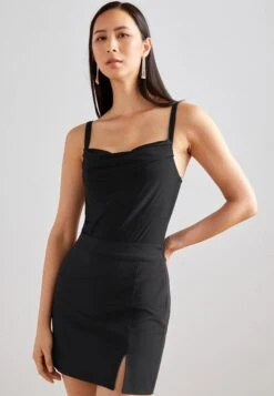 Anna Field Top - Black